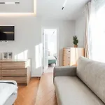 Meduza By Apartman Tirana