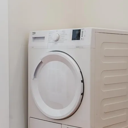 Apartment Meduza By Tirana